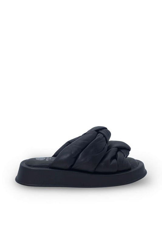 Black Women's Slippers with Double Knuckle Detail